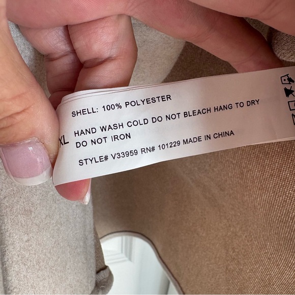 ASHLEY By 26 INTERNATIONAL Oversized Cream w/ Black Utility Jacket Size XL— NWOT - Picture 6 of 6